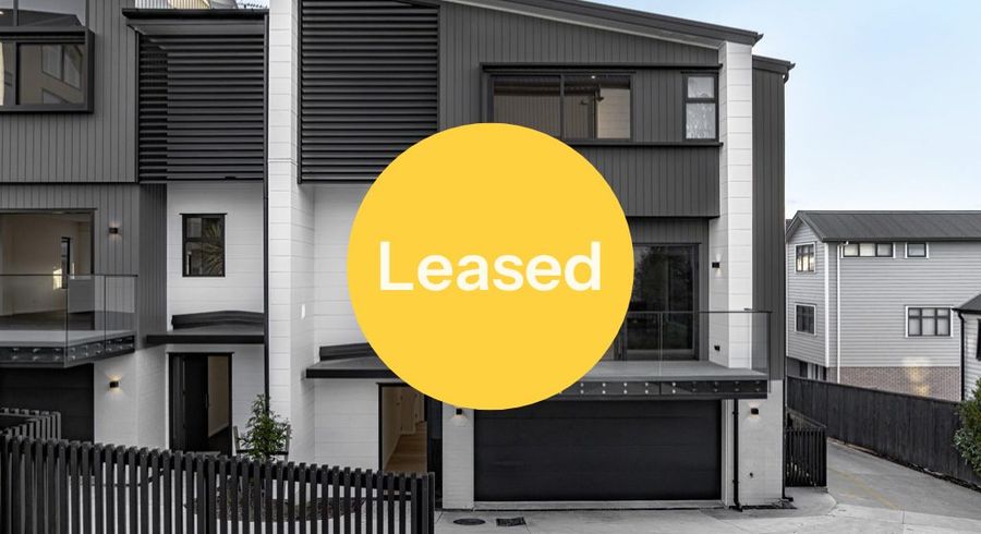  at 2 Stockade View Lane, Howick, Manukau City, Auckland