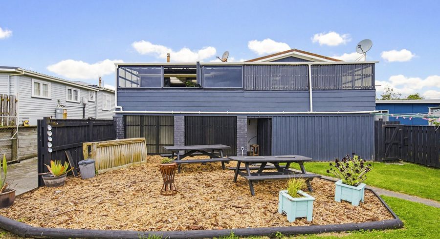  at 79 Park Avenue, Waitarere Beach, Horowhenua, Manawatu / Whanganui