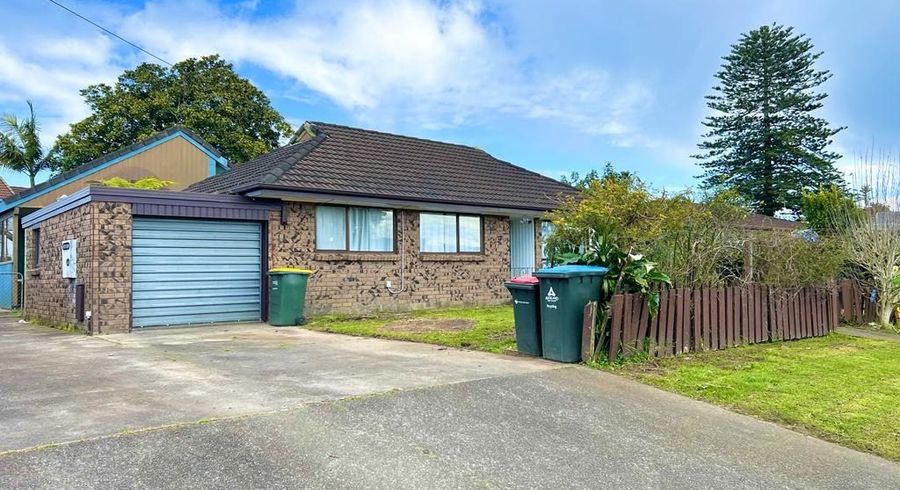  at 5A Roslyn Road, Mount Wellington, Auckland