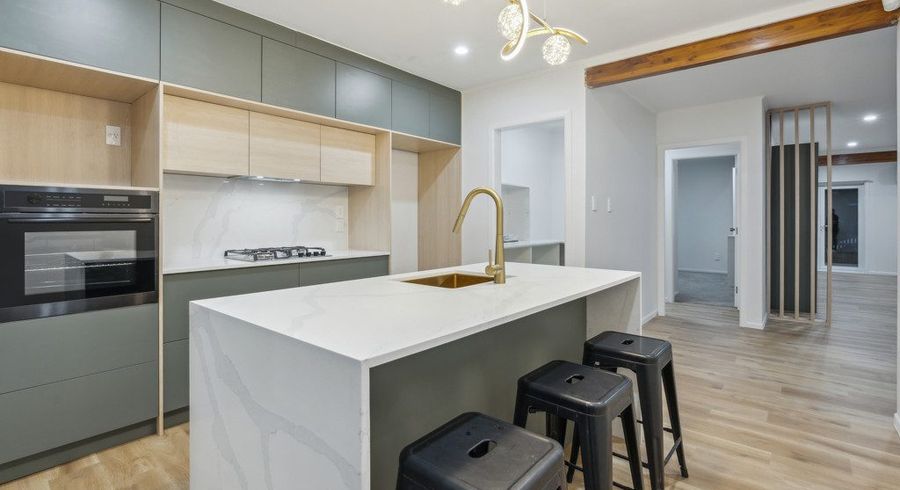  at 27 Cornwall Road, Papatoetoe, Auckland