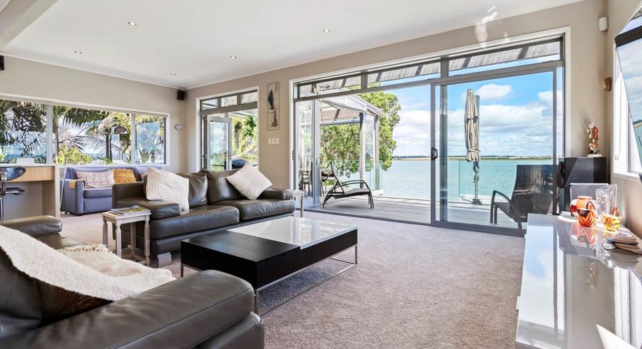  at 7 Lawson Way, Weymouth, Manukau City, Auckland
