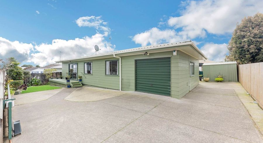  at 8A Melleray Place, Randwick Park, Manukau City, Auckland