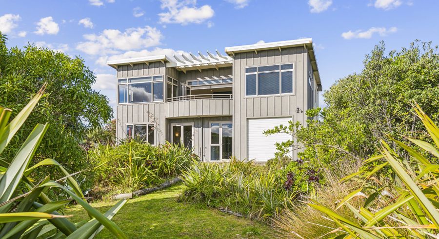  at 33 Marram Way, Peka Peka