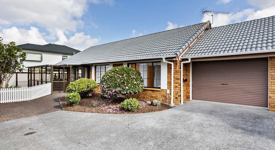  at 15B Hayes Place, Half Moon Bay, Auckland