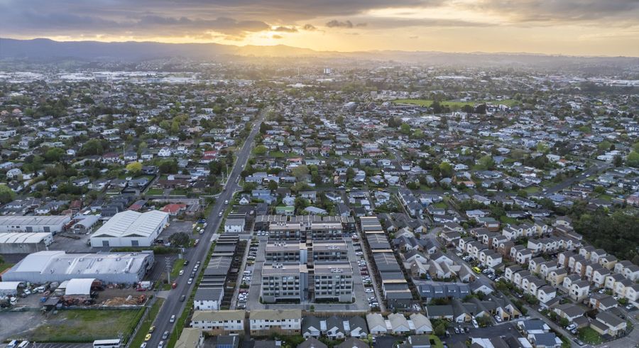 at 3 Rauemi Way, Te Atatu South, Waitakere City, Auckland