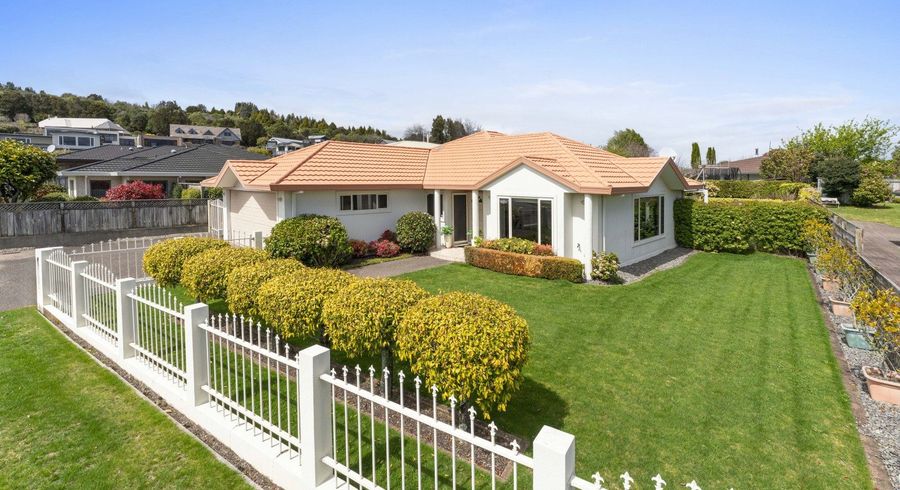  at 2 Fairview Terrace, Waipahihi, Taupo, Waikato