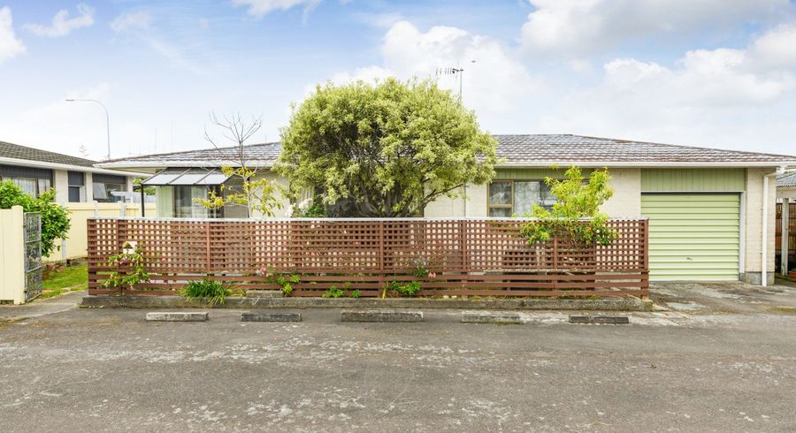  at 2 Bethel Court, Milson, Palmerston North