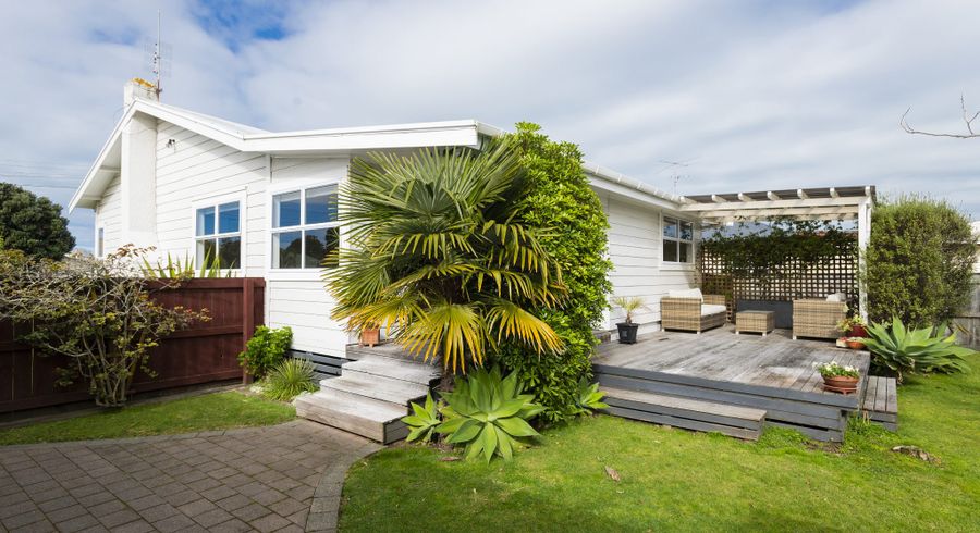  at 25 Desmond Road, Te Hapara, Gisborne