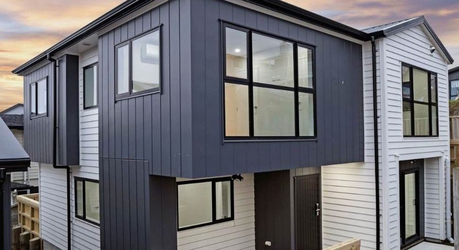  at Massey, Waitakere City, Auckland