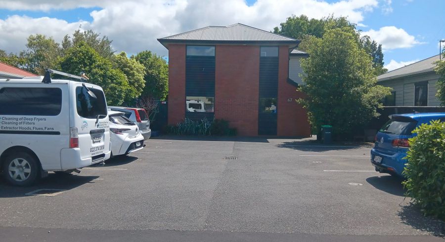  at 2/67 Fairfield Ave, Addington, Christchurch City, Canterbury