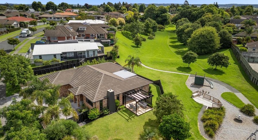  at 52 Merriman Place, Pyes Pa, Tauranga