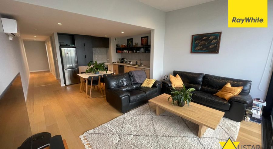  at 7/14 Todd Plaza, New Lynn, Waitakere City, Auckland