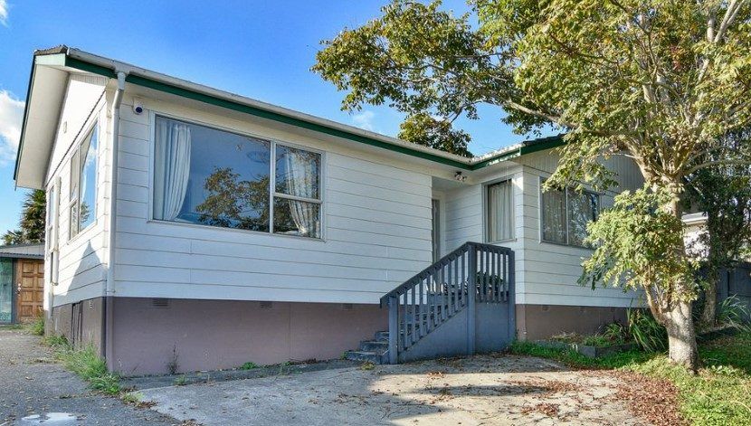  at 2 Garfield Road, Helensville, Rodney, Auckland