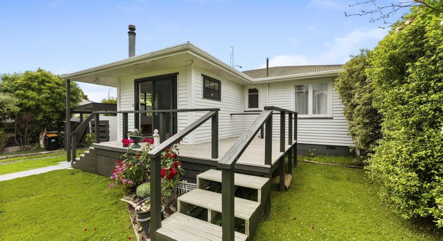  at 9 Long Melford Road, Awapuni, Palmerston North