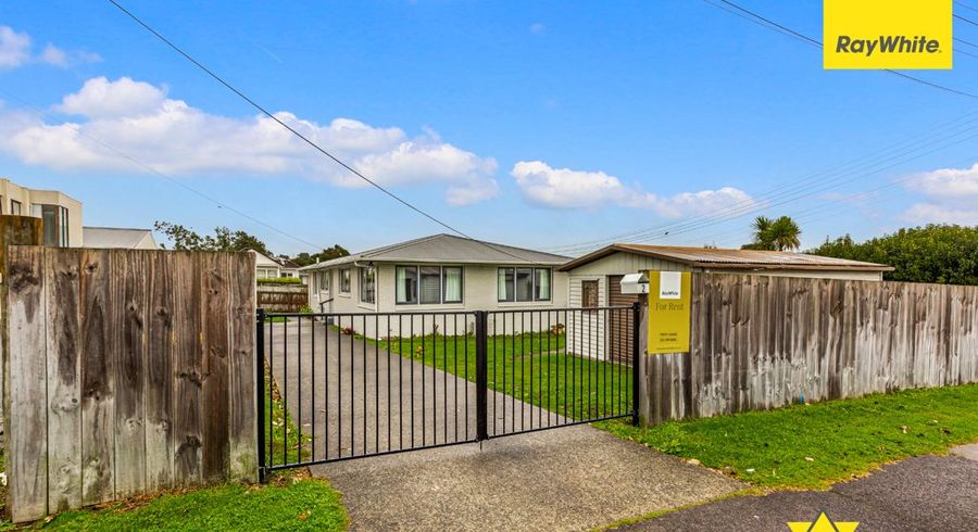  at 2 Westward Ho, Glen Eden, Waitakere City, Auckland