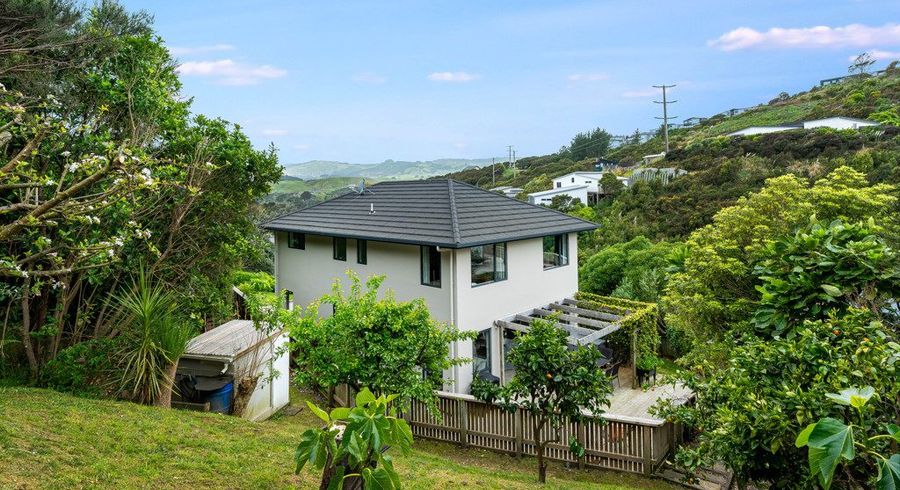  at 8 Botany Lane, Whitby, Porirua, Wellington
