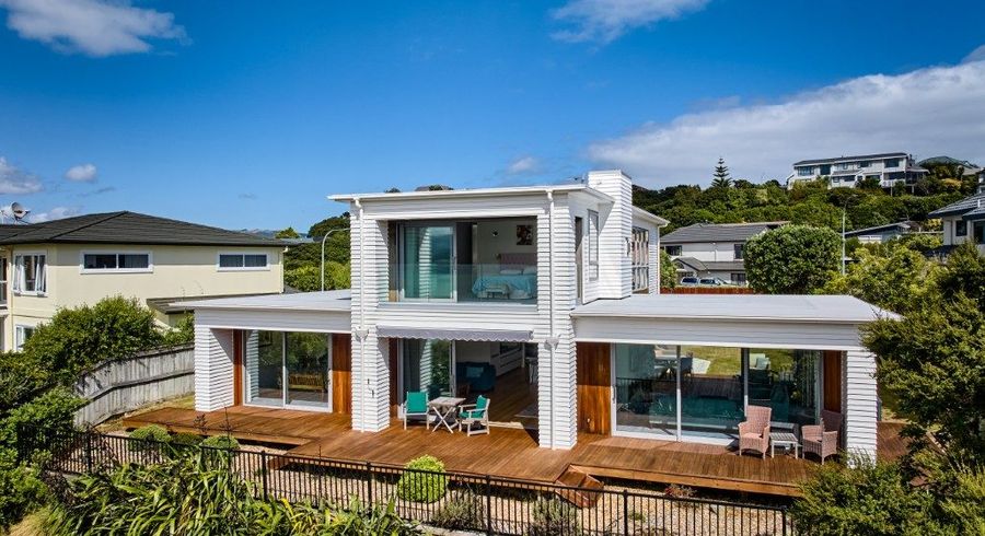  at 31 Pendennis Point, Camborne, Porirua, Wellington