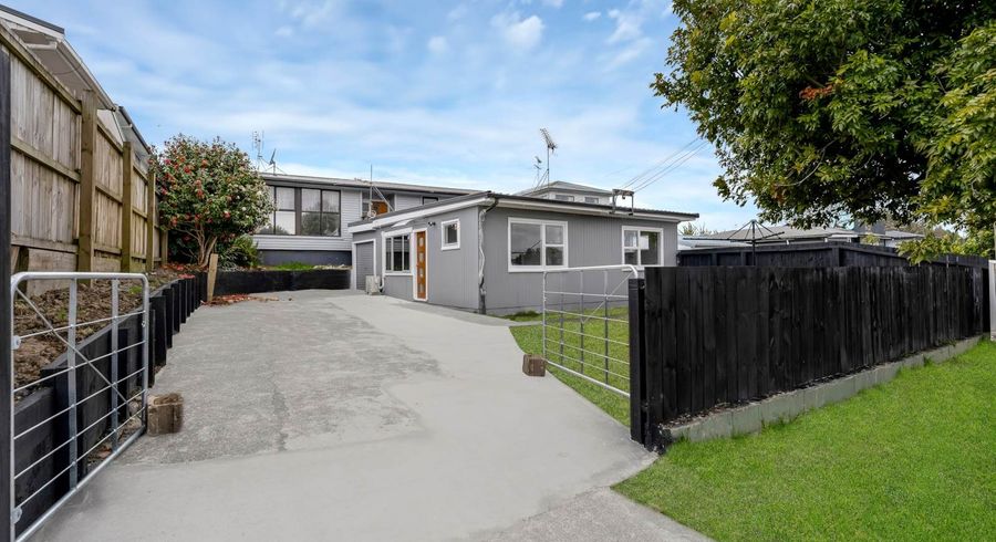  at 1/116 Beaumonts Way, Manurewa, Manukau City, Auckland