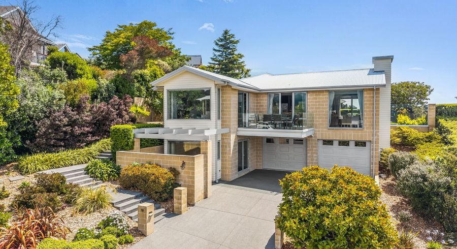  at 18 Ravensdale Rise, Westmorland, Christchurch City, Canterbury