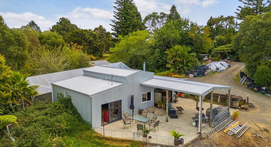  at 768 Paparata Road, Bombay