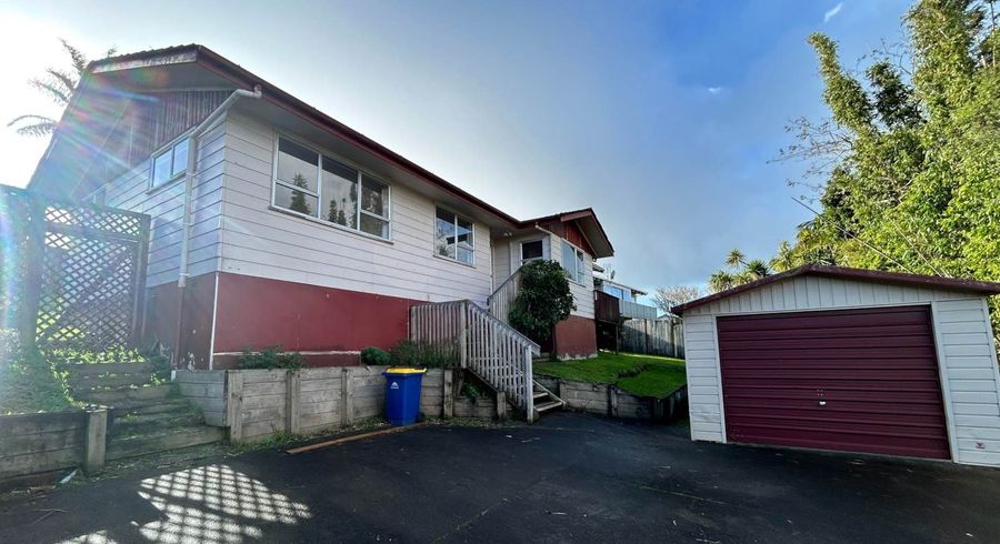  at 11 Tableau Place, Totara Vale, North Shore City, Auckland