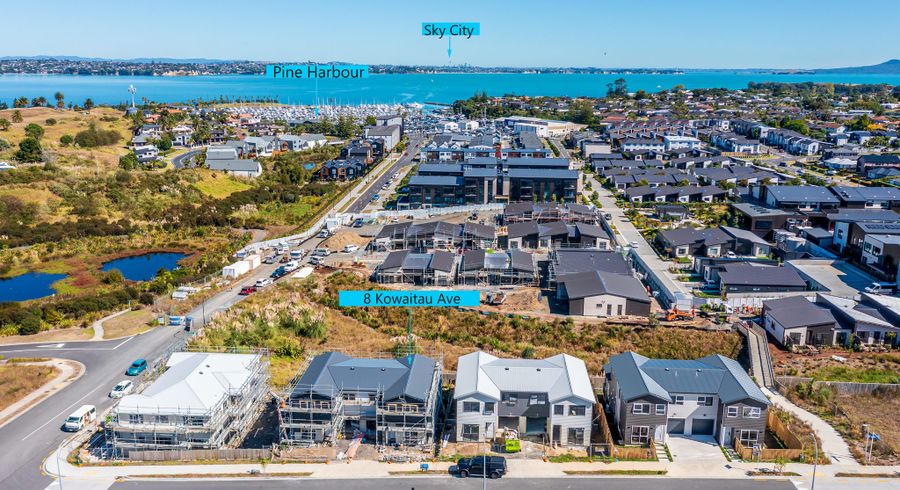 at 8 Kowaitau Avenue, Beachlands, Manukau City, Auckland