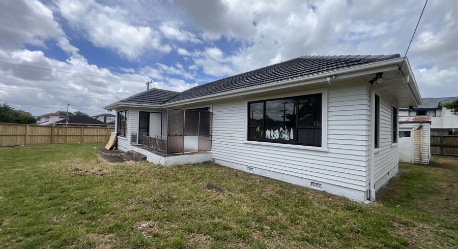  at 55 Denbigh Avenue, Mount Roskill, Auckland