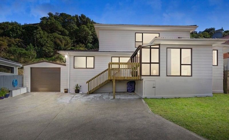  at 41 Wye Street, Island Bay, Wellington