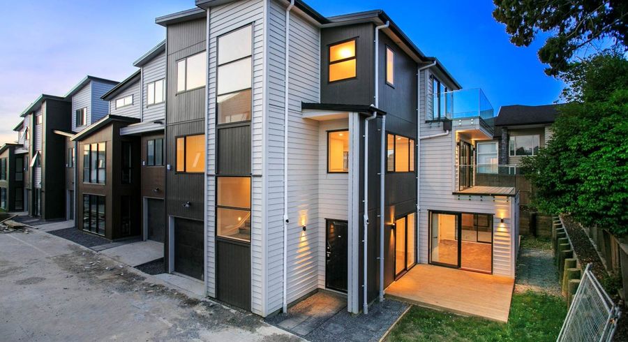  at 21D Roseberry Avenue, Birkenhead, North Shore City, Auckland