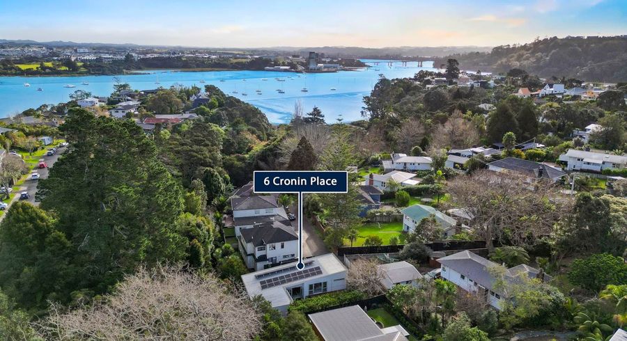  at 6 Cronin Place, Beach Haven, North Shore City, Auckland