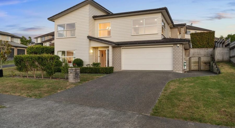  at 231 Jeffs Road, Flat Bush, Manukau City, Auckland
