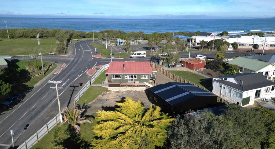  at 1 Bath Street, Brighton, Dunedin