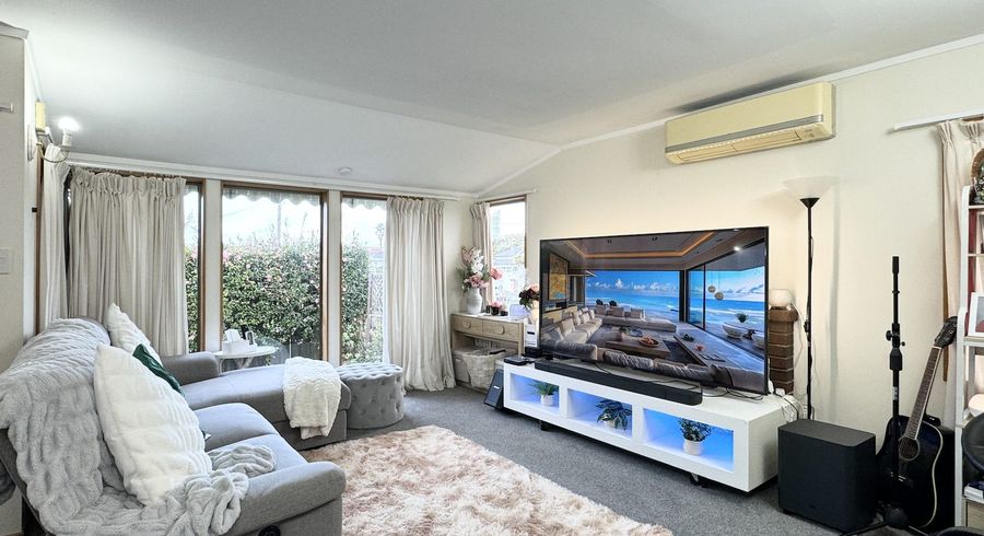  at 11 Dominion Street, Takapuna, North Shore City, Auckland