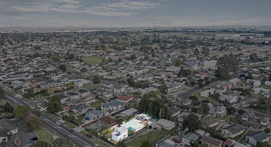  at 130 Buckland Road, Mangere East, Auckland