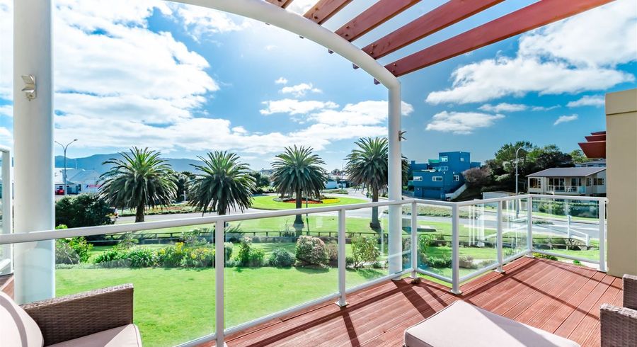  at 4/1 Marine Parade, Paraparaumu Beach, Paraparaumu