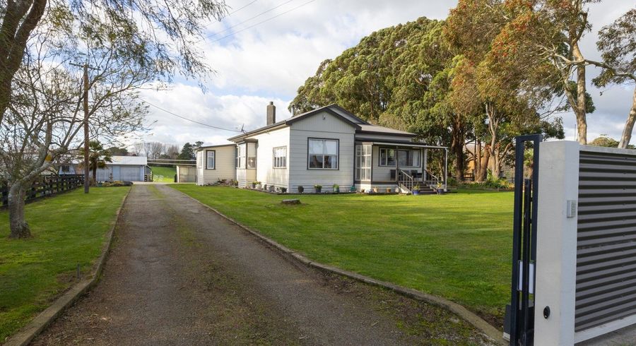  at 658 Roberts Line, Kelvin Grove, Palmerston North, Manawatu / Whanganui