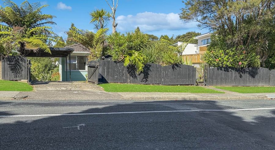  at 18 Paewai Road, Titirangi, Waitakere City, Auckland