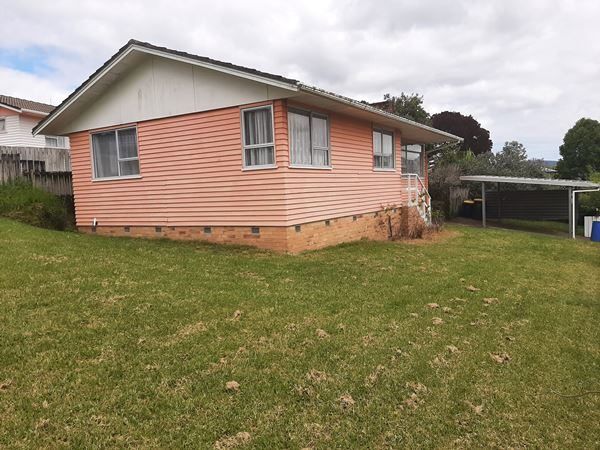  at 33 Kaikoura St, Henderson, Waitakere City, Auckland