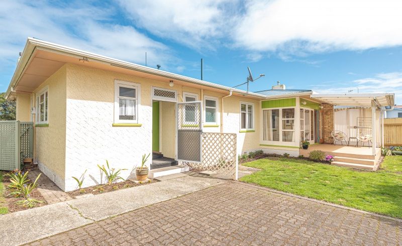  at 6 Wordsworth Street, Gonville, Whanganui