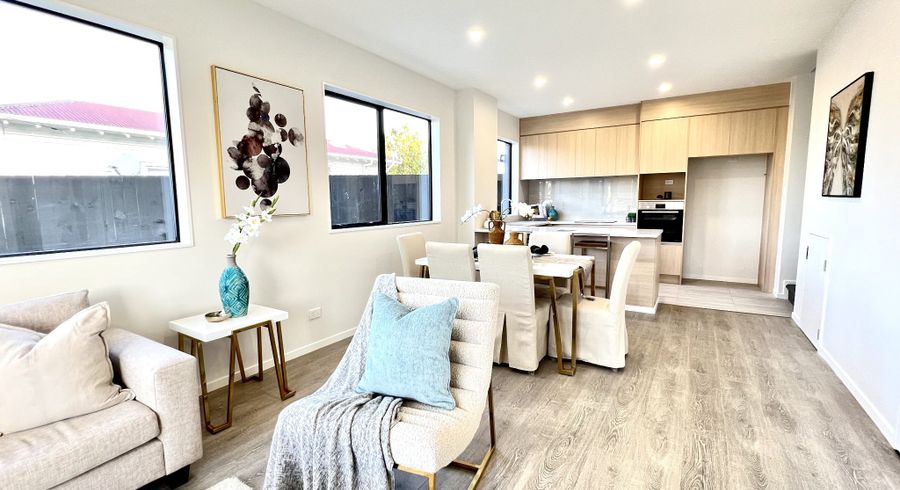  at 24A Lincoln Park Avenue, Massey, Waitakere City, Auckland