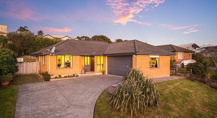  at 14 Oratia Drive, Glen Eden, Auckland