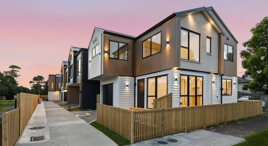  at 2/65 Apirana Avenue, Glen Innes, Auckland City, Auckland