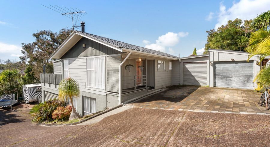  at 26 Anich Road, Massey, Auckland