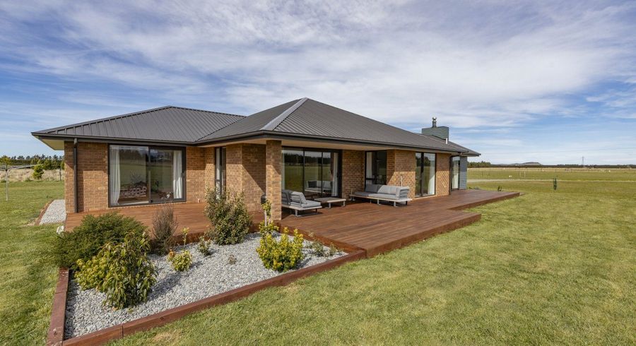  at 728 Woodstock Road, Burnt Hill, Oxford