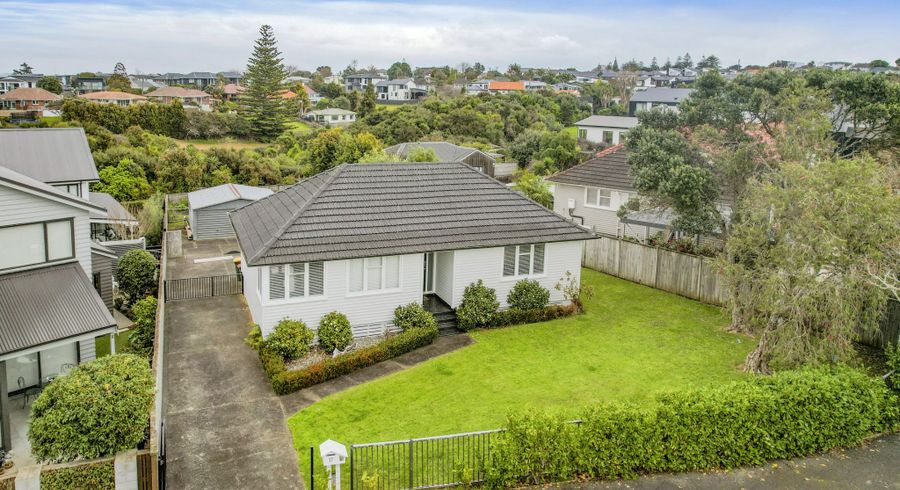  at 17 Fernwood Place, Wai O Taiki Bay, Auckland