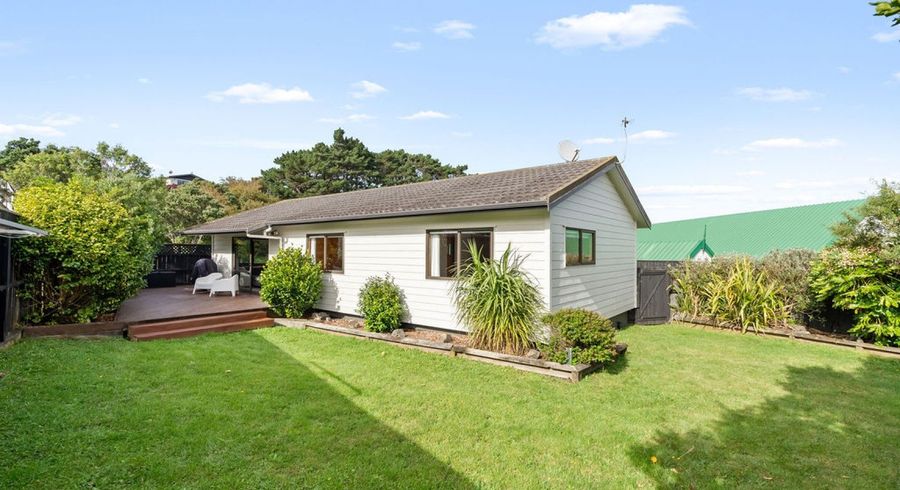  at 115 Mark Avenue, Grenada Village, Wellington, Wellington