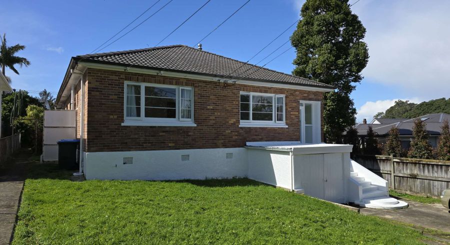  at 1/1 Mountfield Terrace, Mount Albert, Auckland City, Auckland