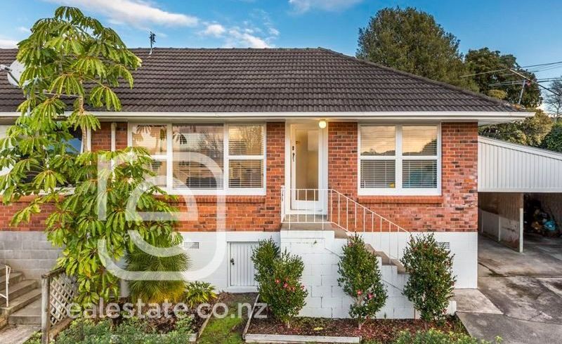  at 1/303 Rangatira Road, Beach Haven, North Shore City, Auckland