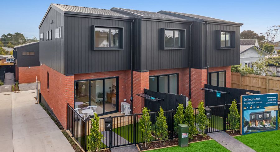  at 3/97 Atkinson Road, Titirangi, Waitakere City, Auckland