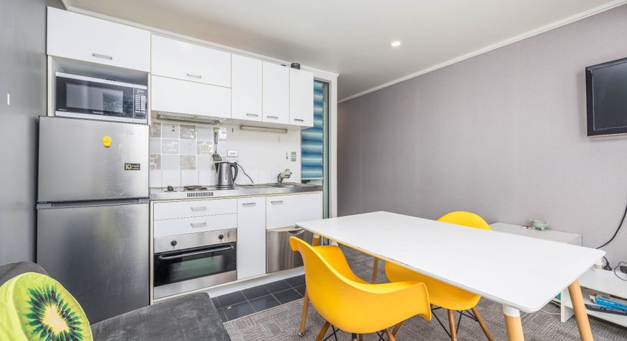  at 612/430 Queen Street, Auckland Central, Auckland